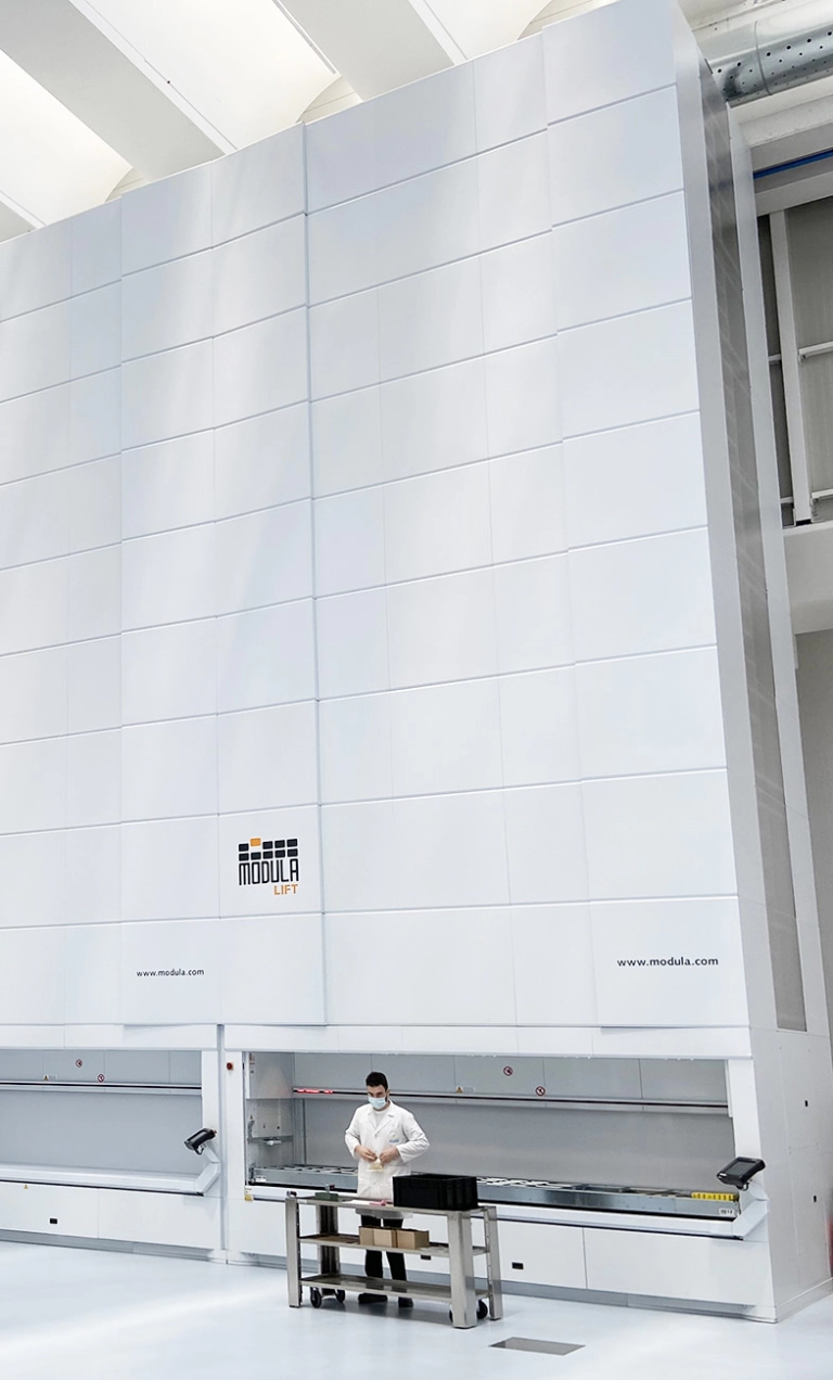 modula-home-page-1-768x1272-c-center